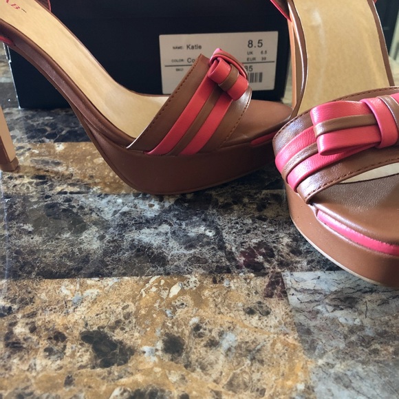 Heels - Picture 2 of 5